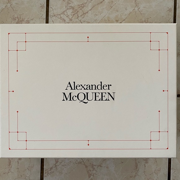 ALEXANDER MCQUEEN Black Oversized Sneakers Womens - Picture 6 of 6